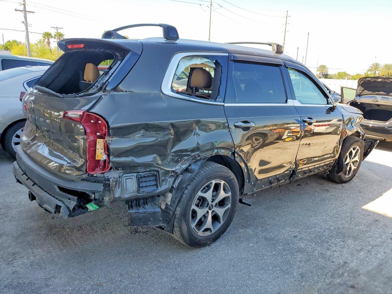 2021 Kia Telluride Sx - Фото 3