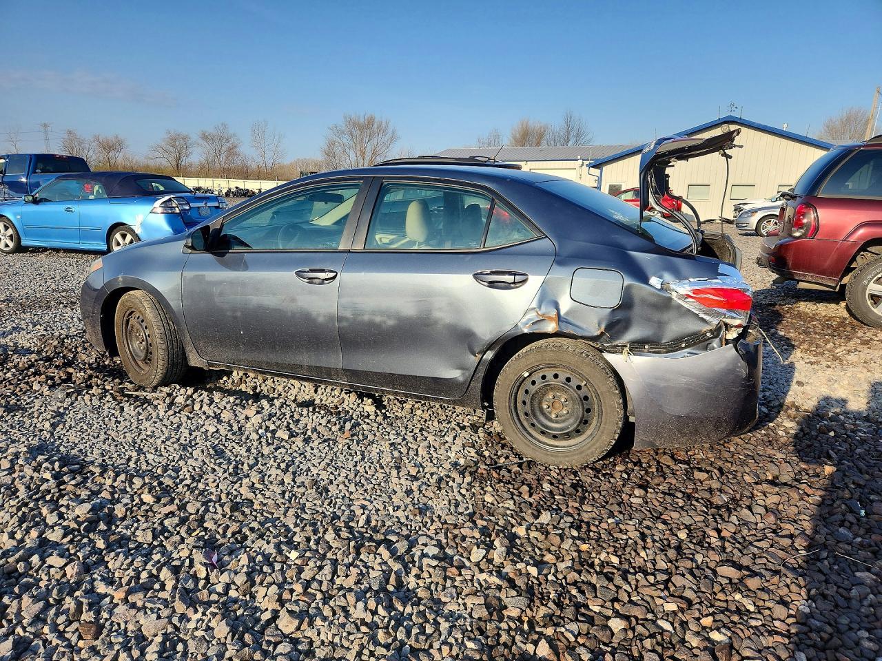 2016 Toyota Corolla Le - Фото 2
