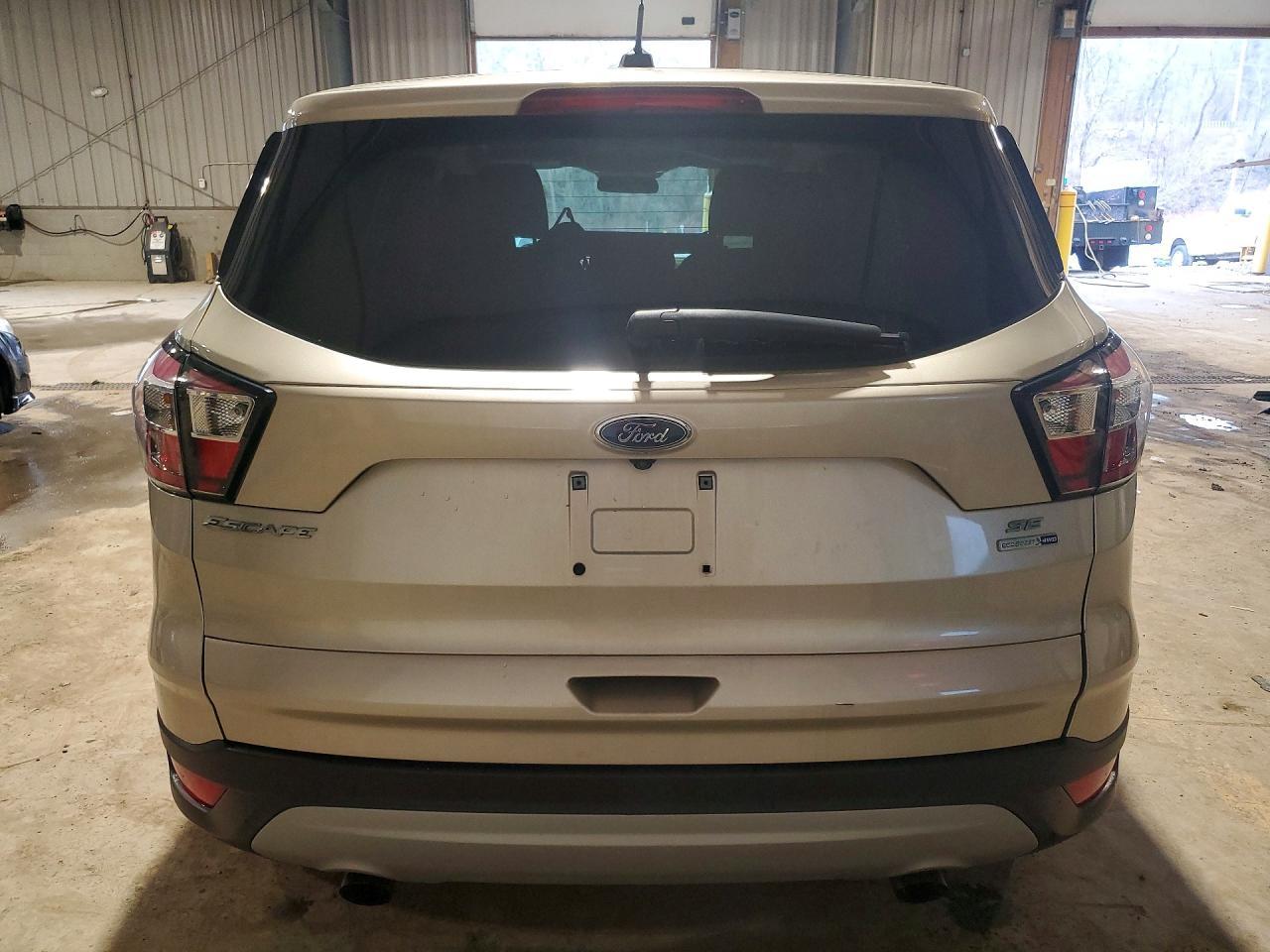 2017 Ford Escape Se - Фото 6