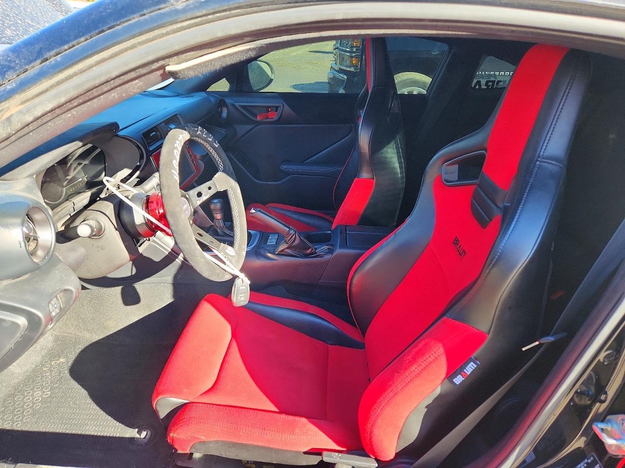 2024 Toyota Gr 86 Premium - Image 7
