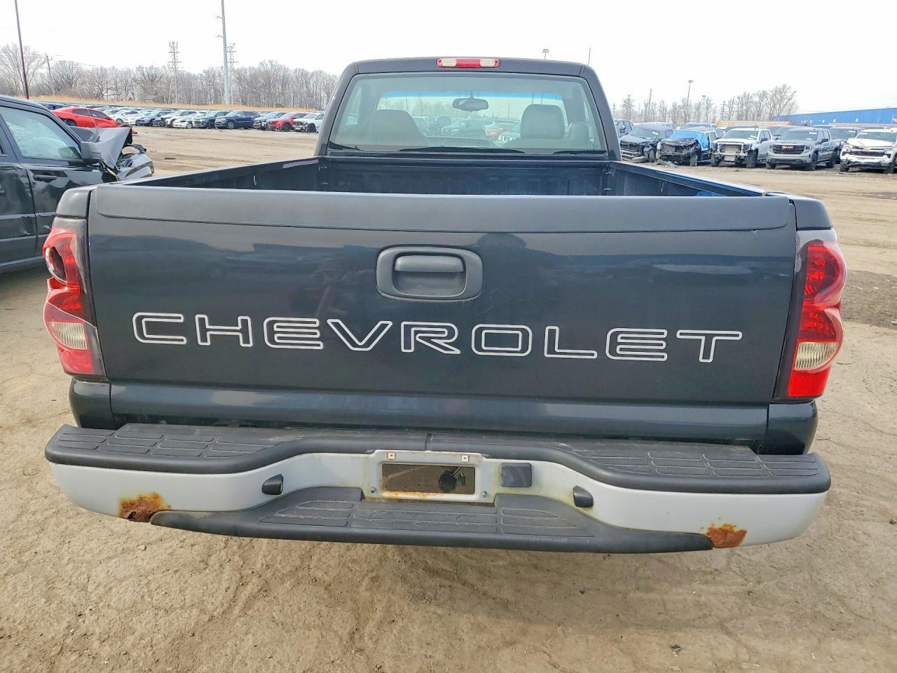 2004 Chevrolet Silverado C1500 - Фото 6