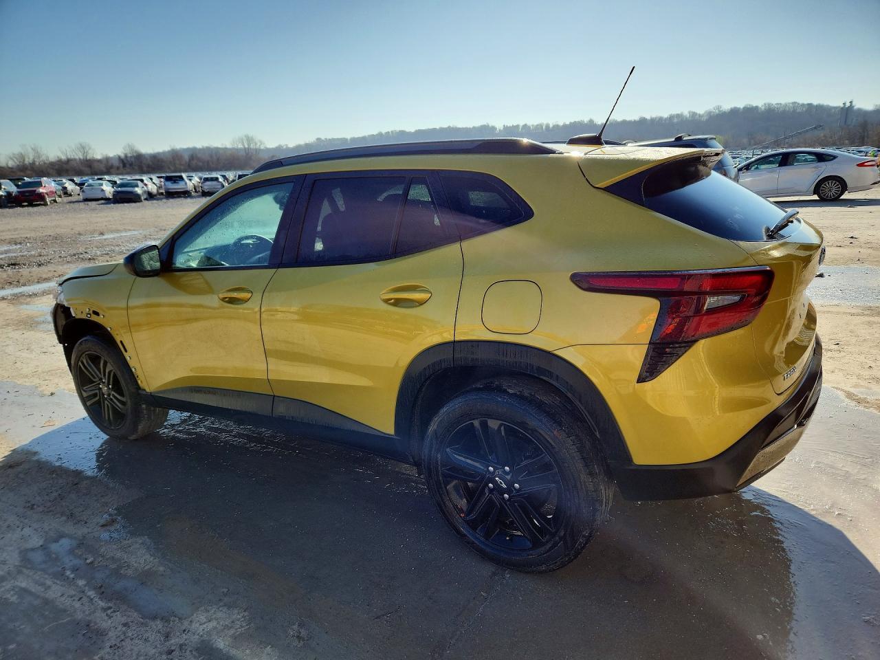 2024 Chevrolet Trax Activ - Image 2