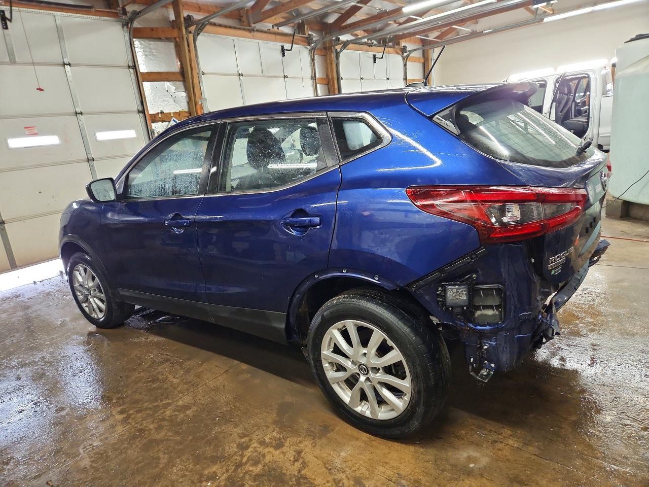 2022 Nissan Rogue Sport S - Фото 2