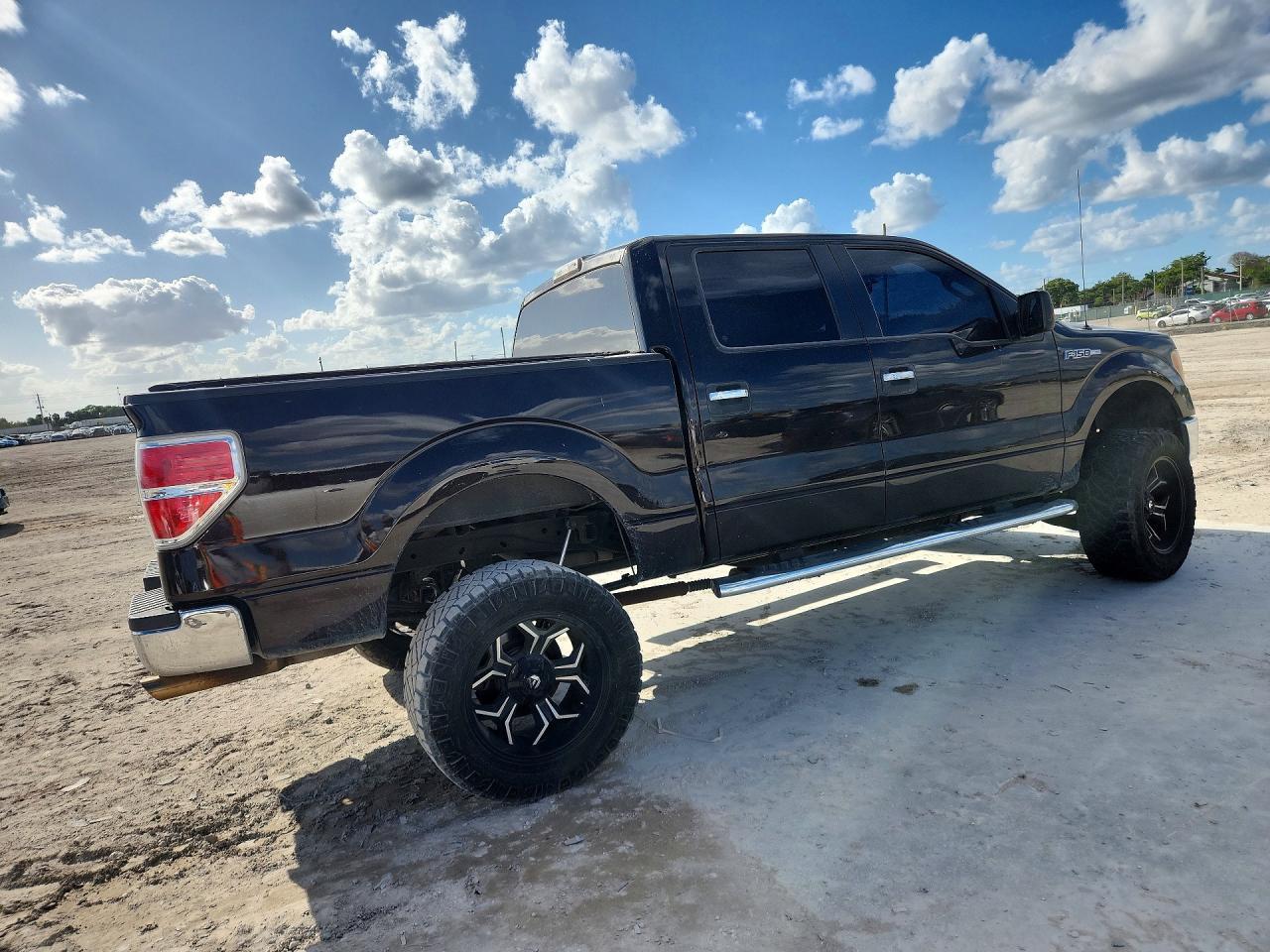 2013 Ford F150 Supercrew - Image 3