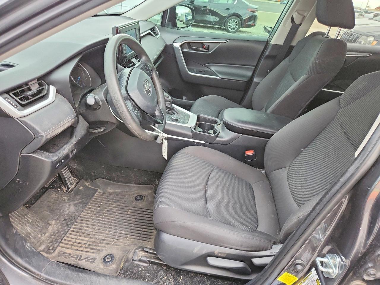 2021 Toyota Rav4 Hybrid Le - Image 7