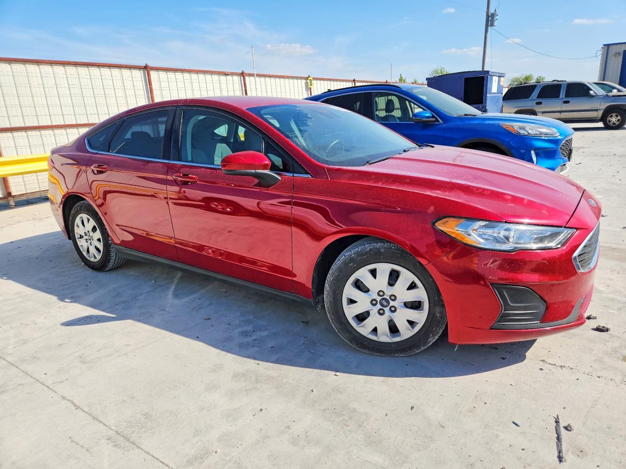 2020 Ford Fusion S - Image 4