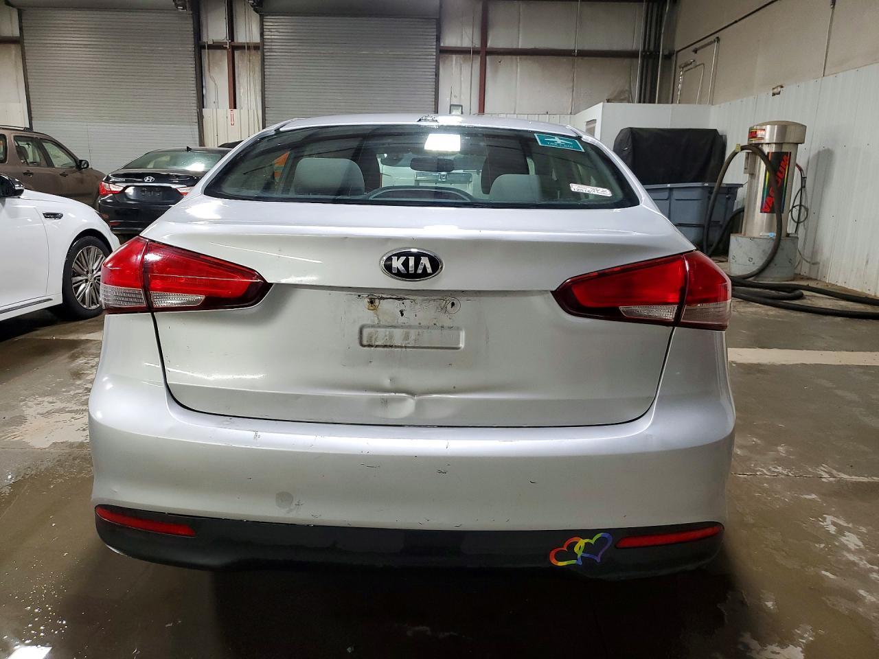 2017 Kia Forte Lx - Фото 6