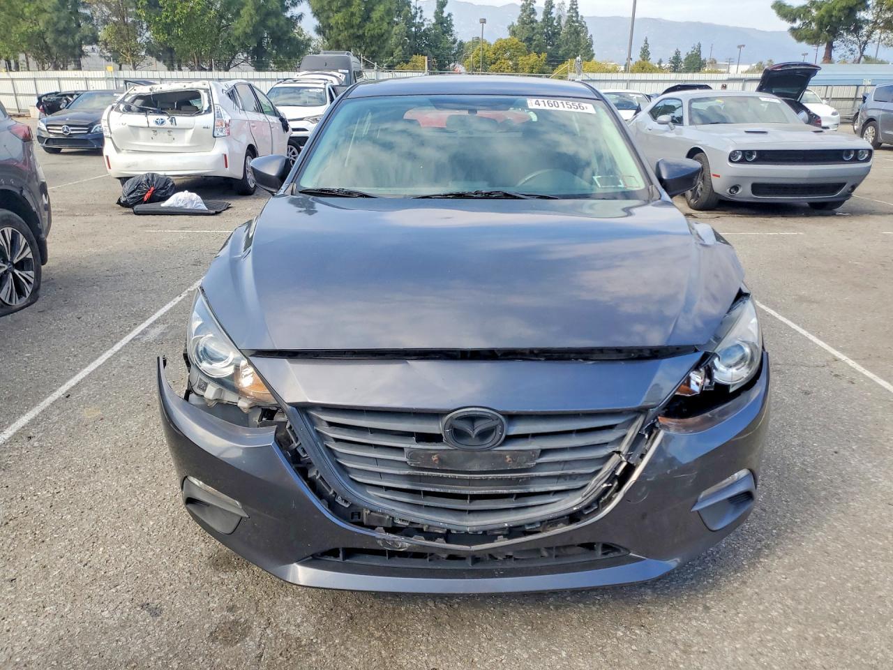 2014 Mazd 3 Touring - Image 5