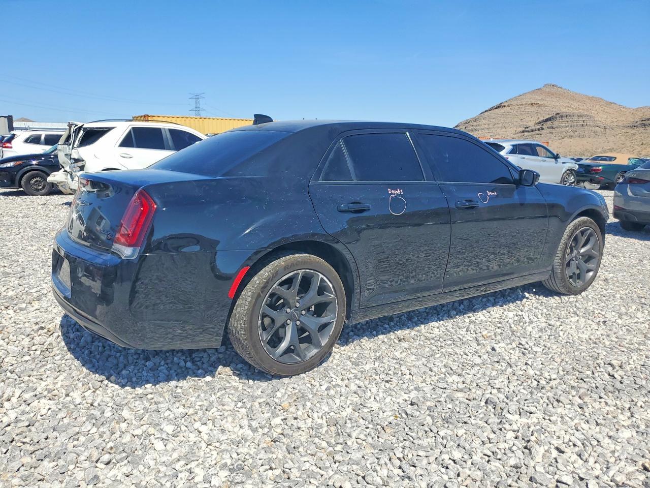 2022 Chrysler 300 S - Image 3