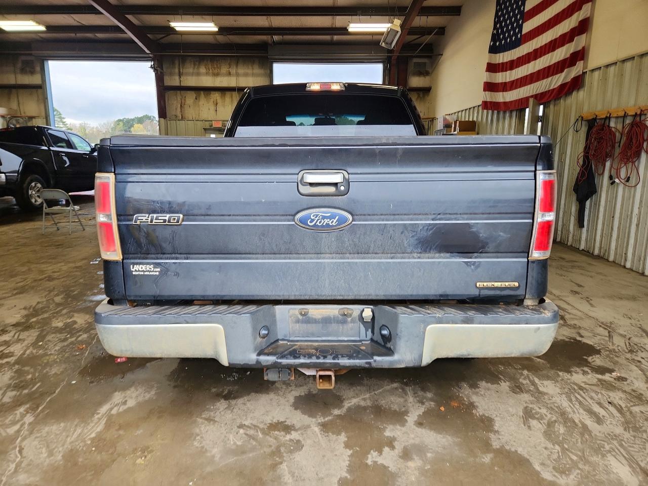 2011 Ford F150 Super Cab - Фото 6