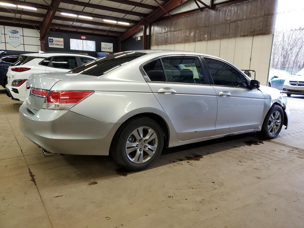 2011 Honda Accord Lxp - Фото 3