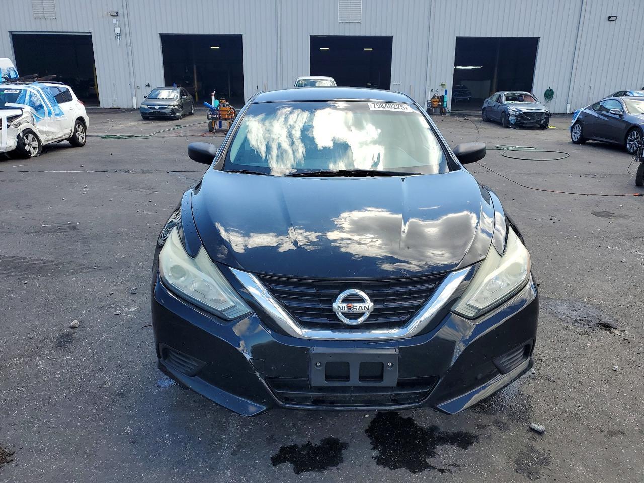 2017 Nissan Altima 2.5 S - Image 5