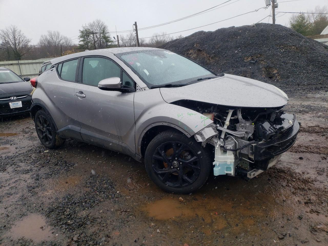 2018 Toyota C-Hr Xle Premium - Фото 4