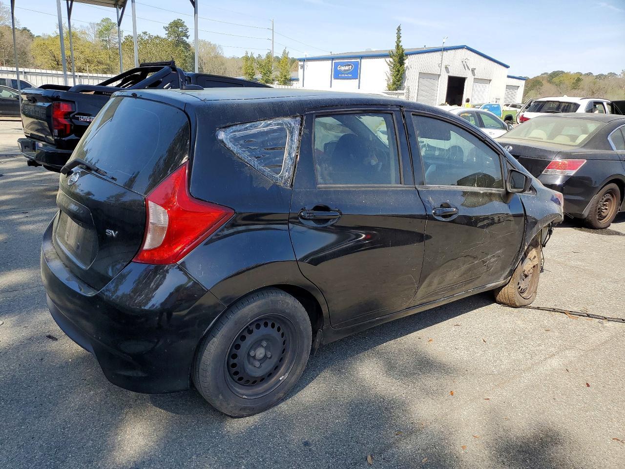2017 Nissan Versa Note Sv - Image 3