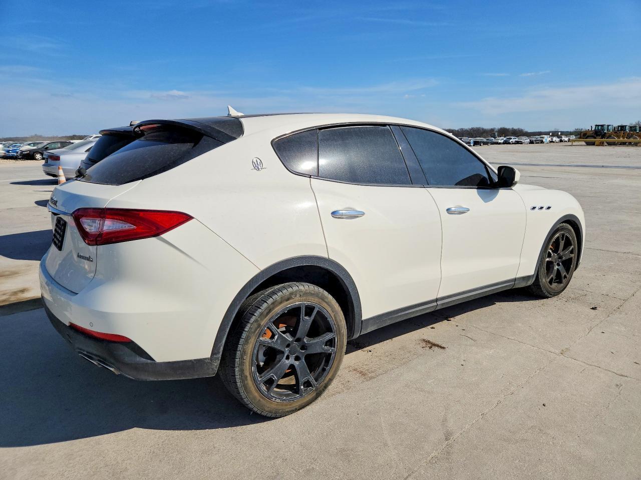 2018 Maserati Levante - Фото 3