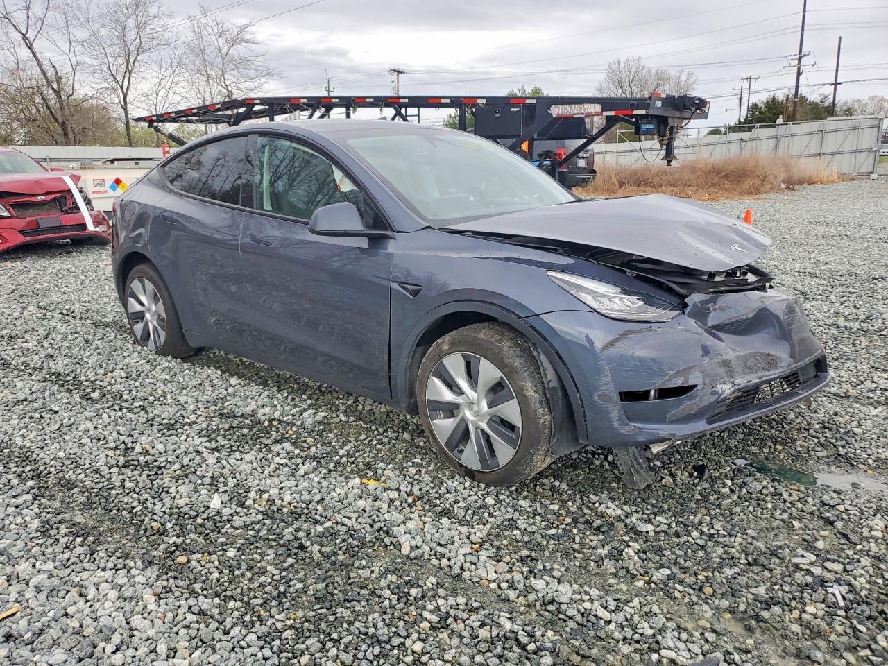 2023 Tesla Model Y - Фото 4