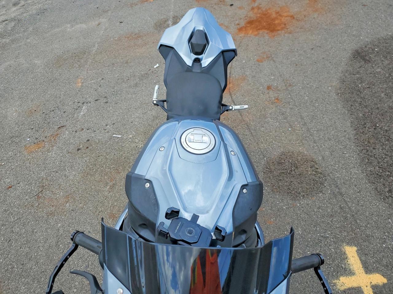 2025 BMW S 1000 Rr - Image 5