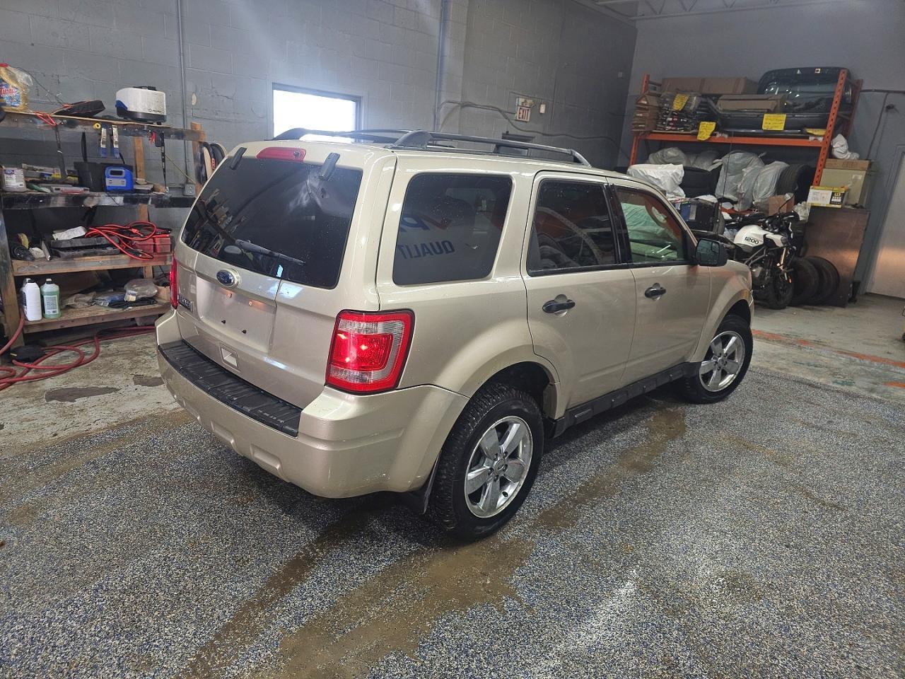 2012 Ford Escape Xlt - Фото 4