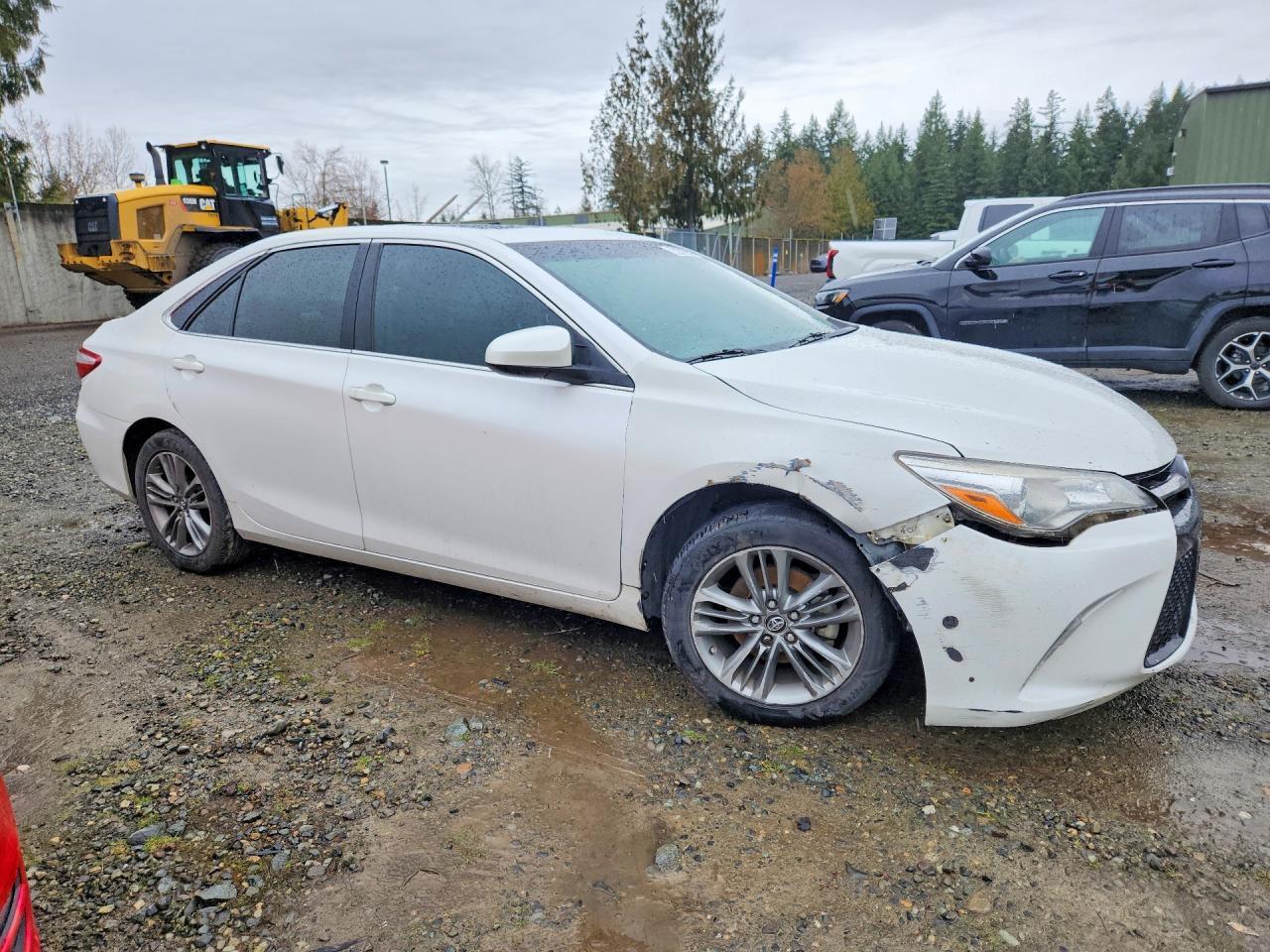 2016 Toyota Camry Se - Фото 4