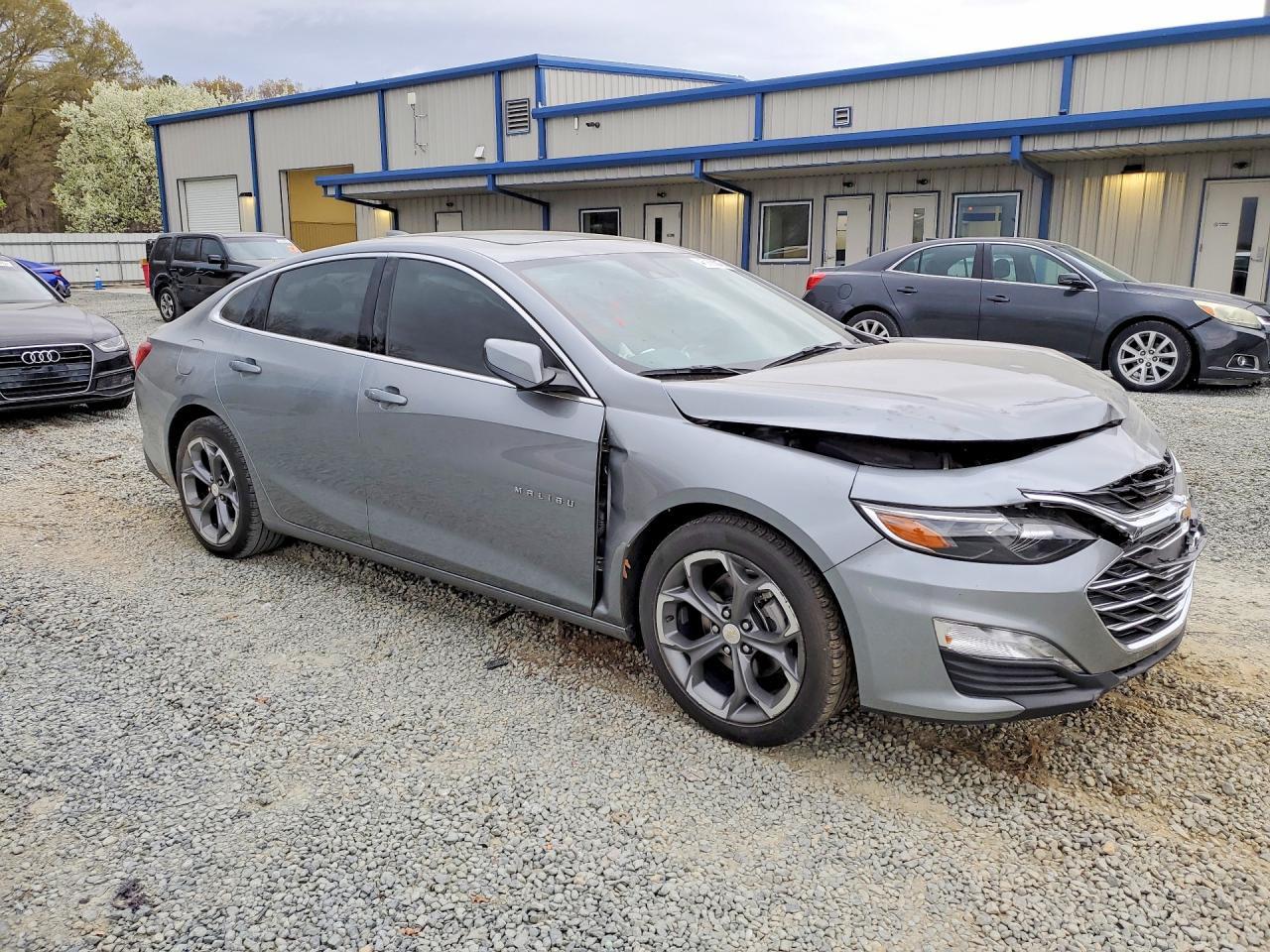 2024 Chevrolet Malibu Lt - Фото 4