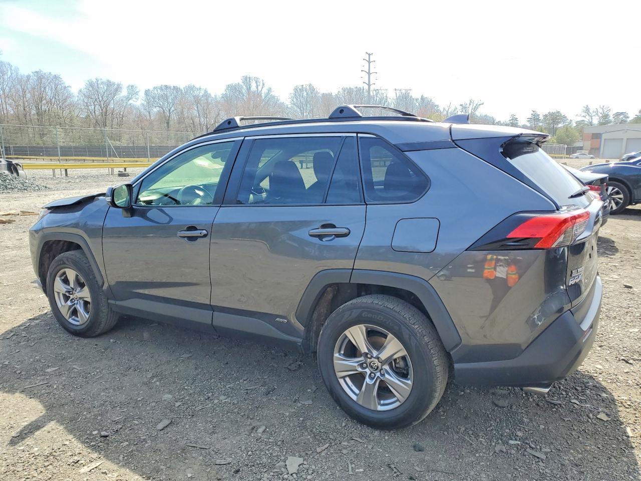 2022 Toyota Rav4 Hybrid Xle - Фото 2