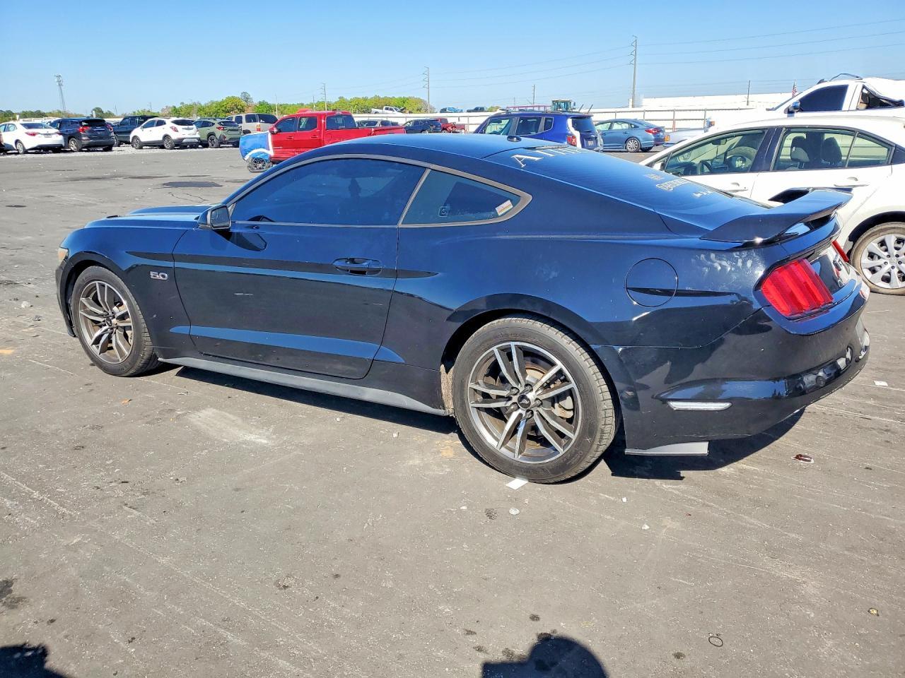 2015 Ford Mustang Gt - Фото 2
