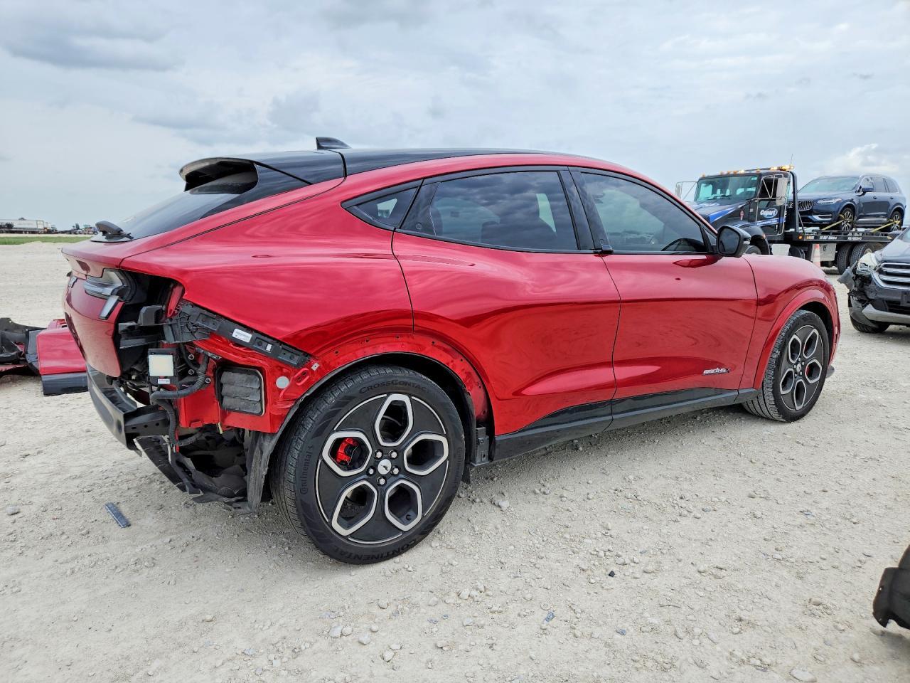 2023 Ford Mustang Mach-E Gt - Image 3
