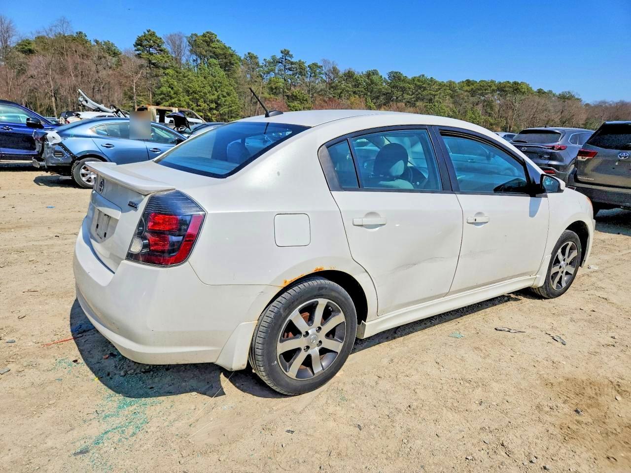 2012 Nissan Sentra 2.0 - Фото 3