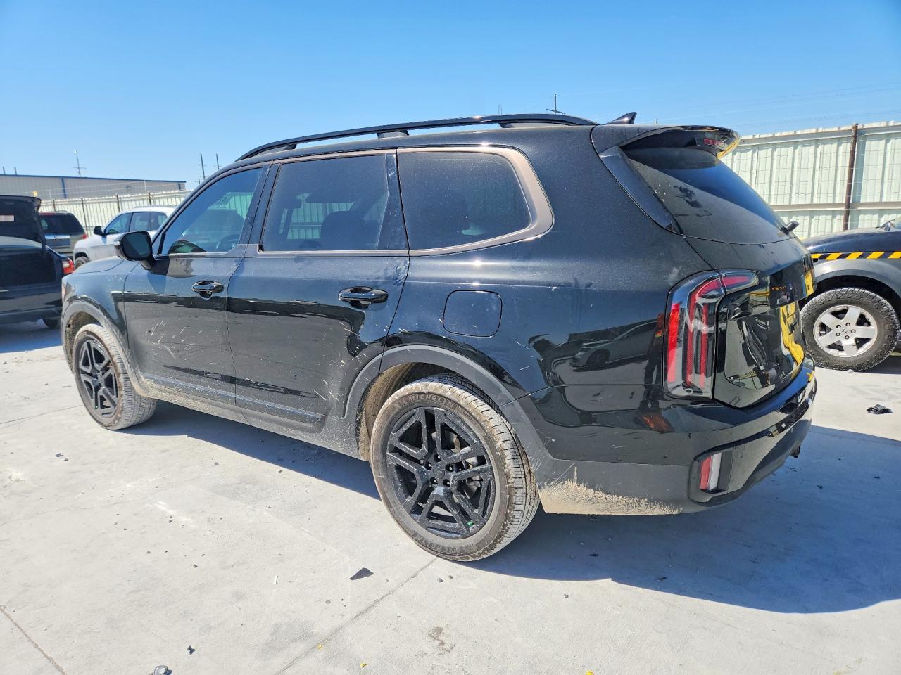 2025 Kia Telluride Sx-Prestige X-Line - Фото 2