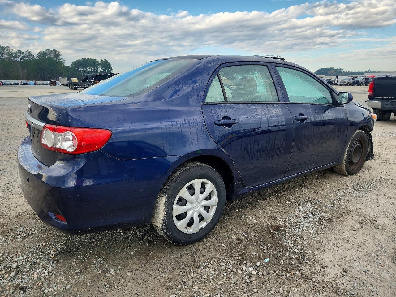 2012 Toyota Corolla L - Фото 3