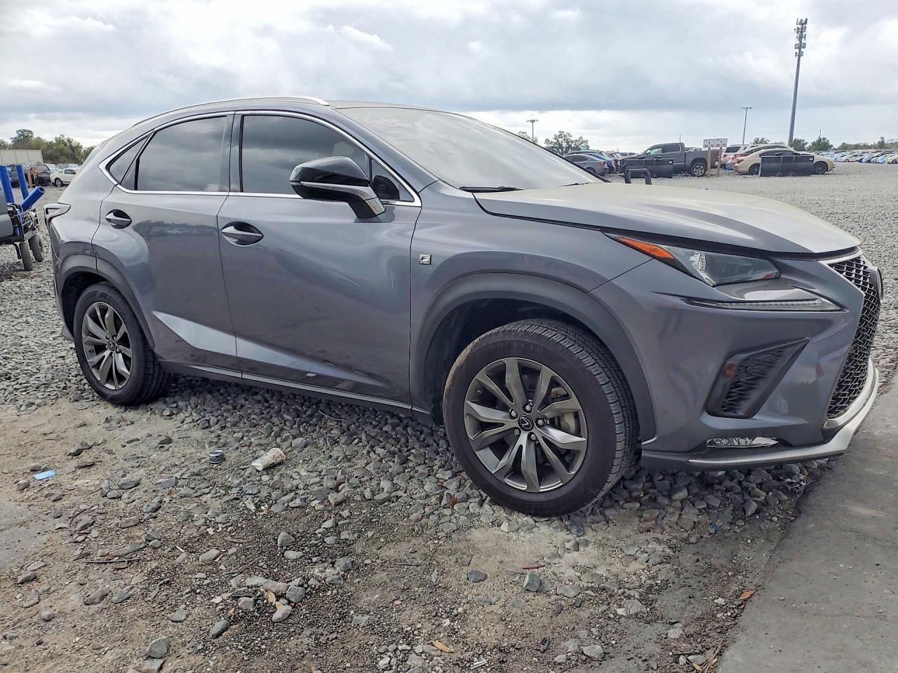 2021 Lexus Nx 300 F Sport - Image 4
