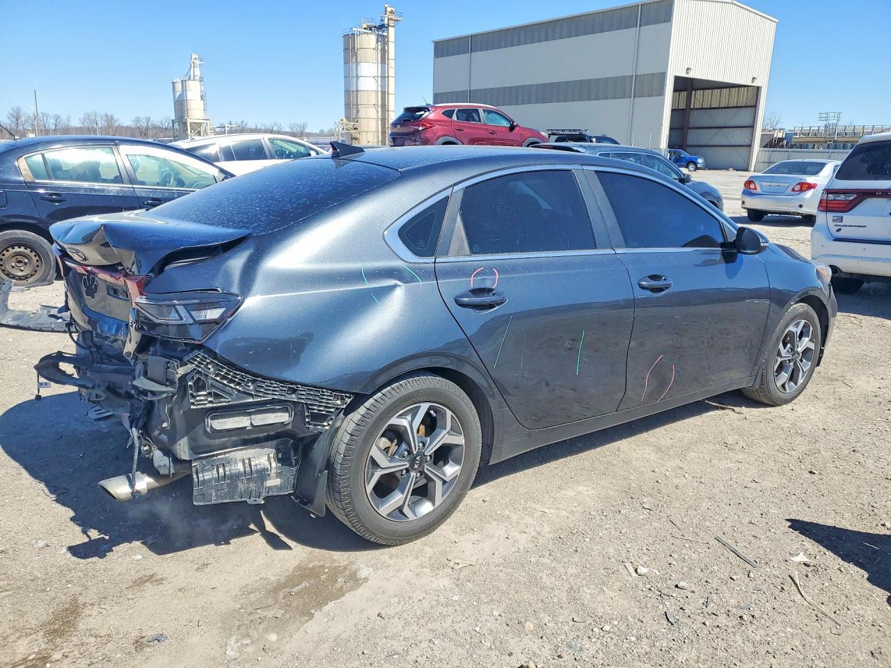 2020 Kia Forte Ex - Image 3