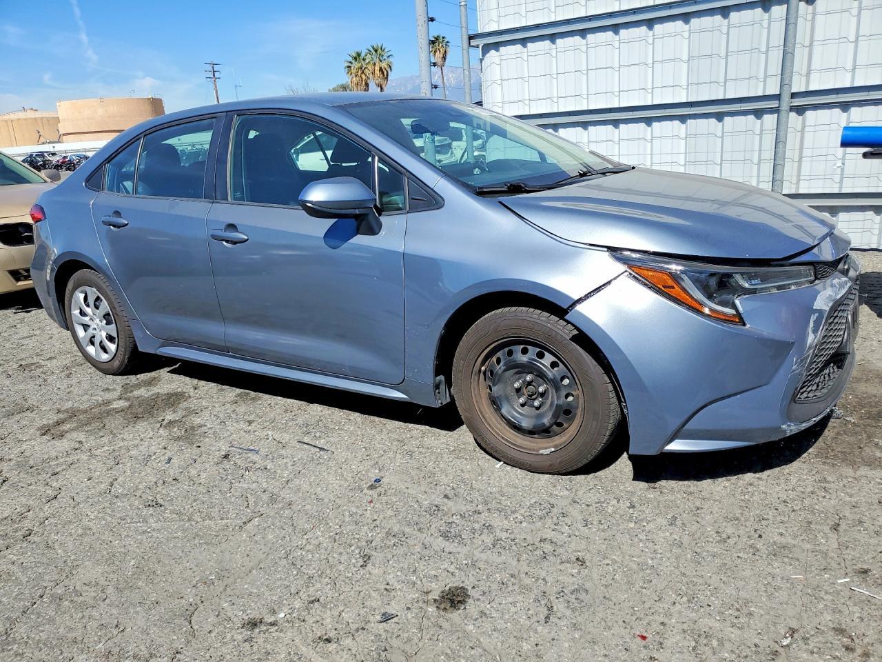 2020 Toyota Corolla Le - Фото 4