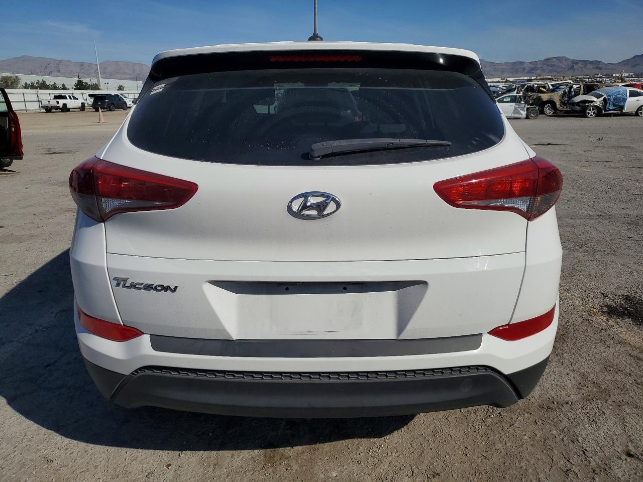 2017 Hyundai Tucson Se - Image 6