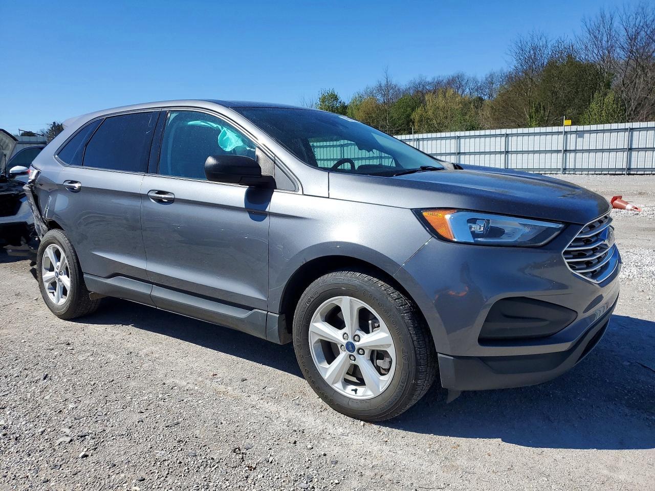 2021 Ford Edge Se - Image 4