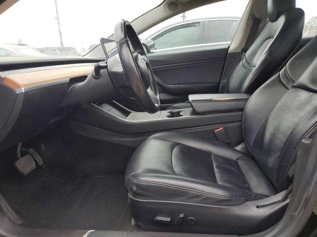 2017 Tesla Model 3 - Image 7