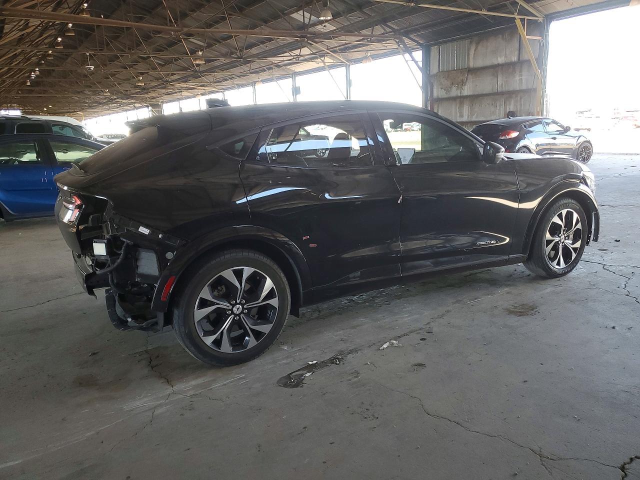2023 Ford Mustang Mach-E Premium - Фото 3