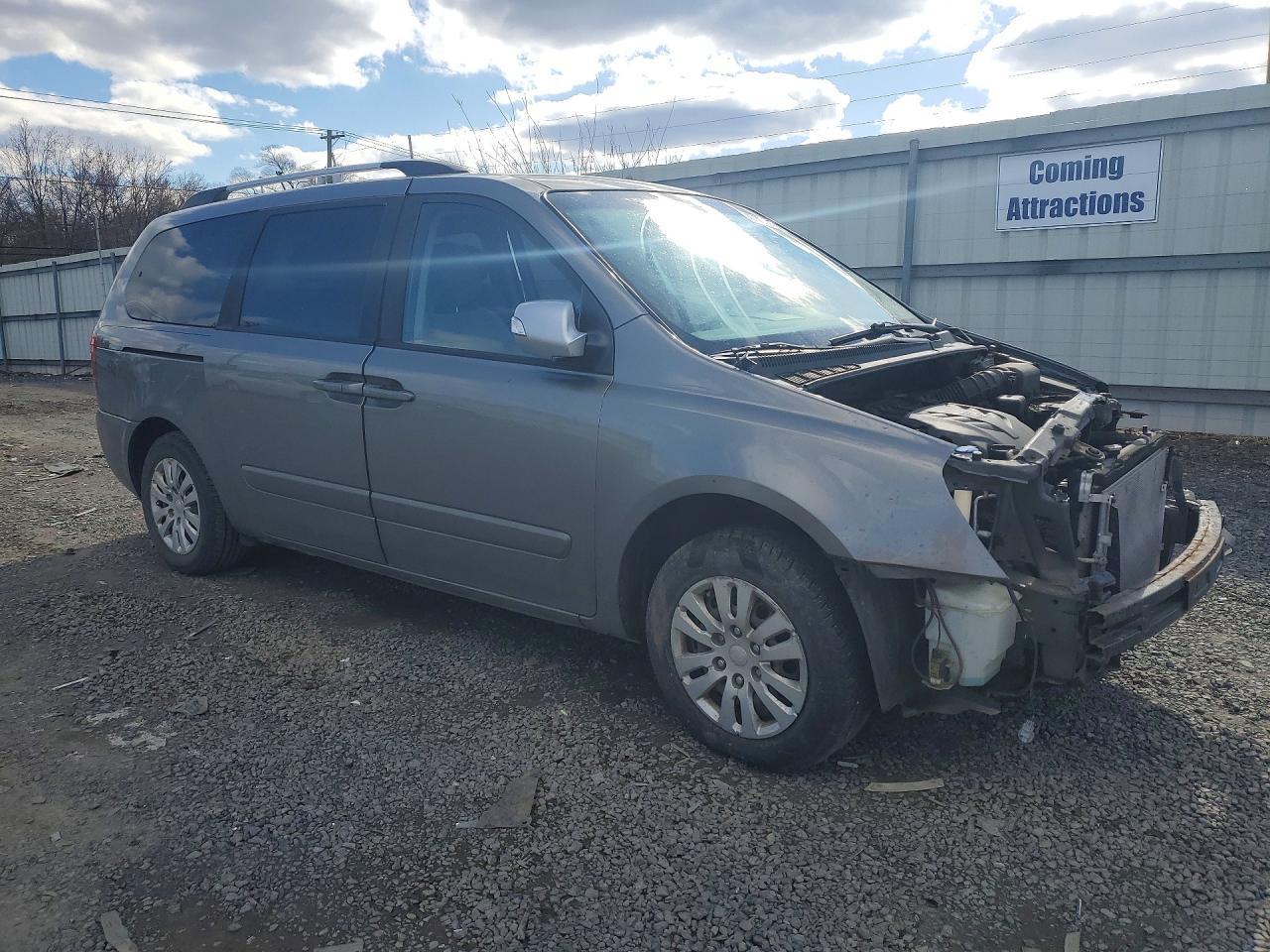 2012 Kia Sedona Lx - Фото 4