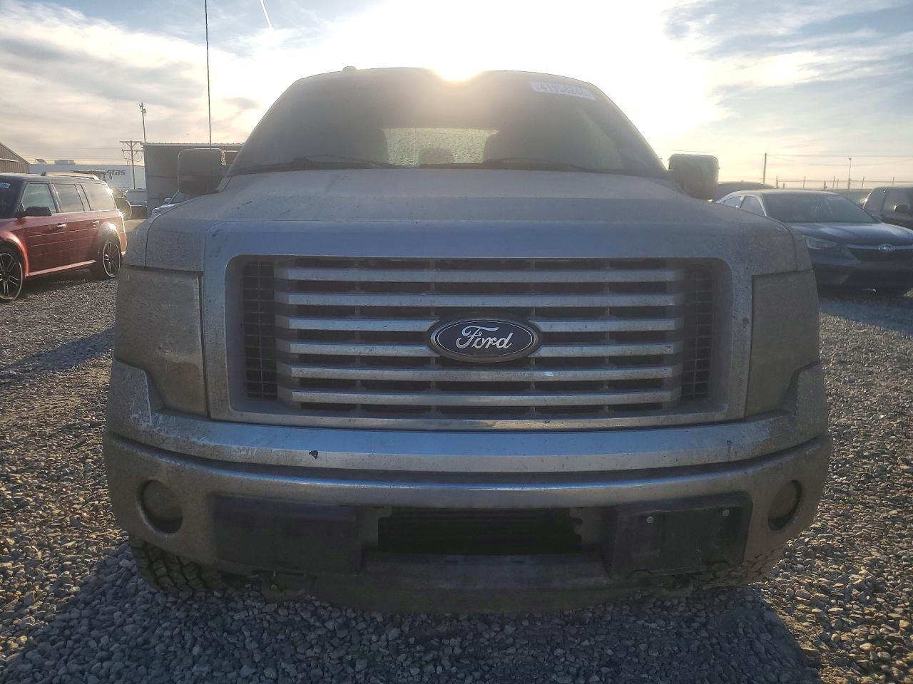 2011 Ford F150 Supercrew - Image 5