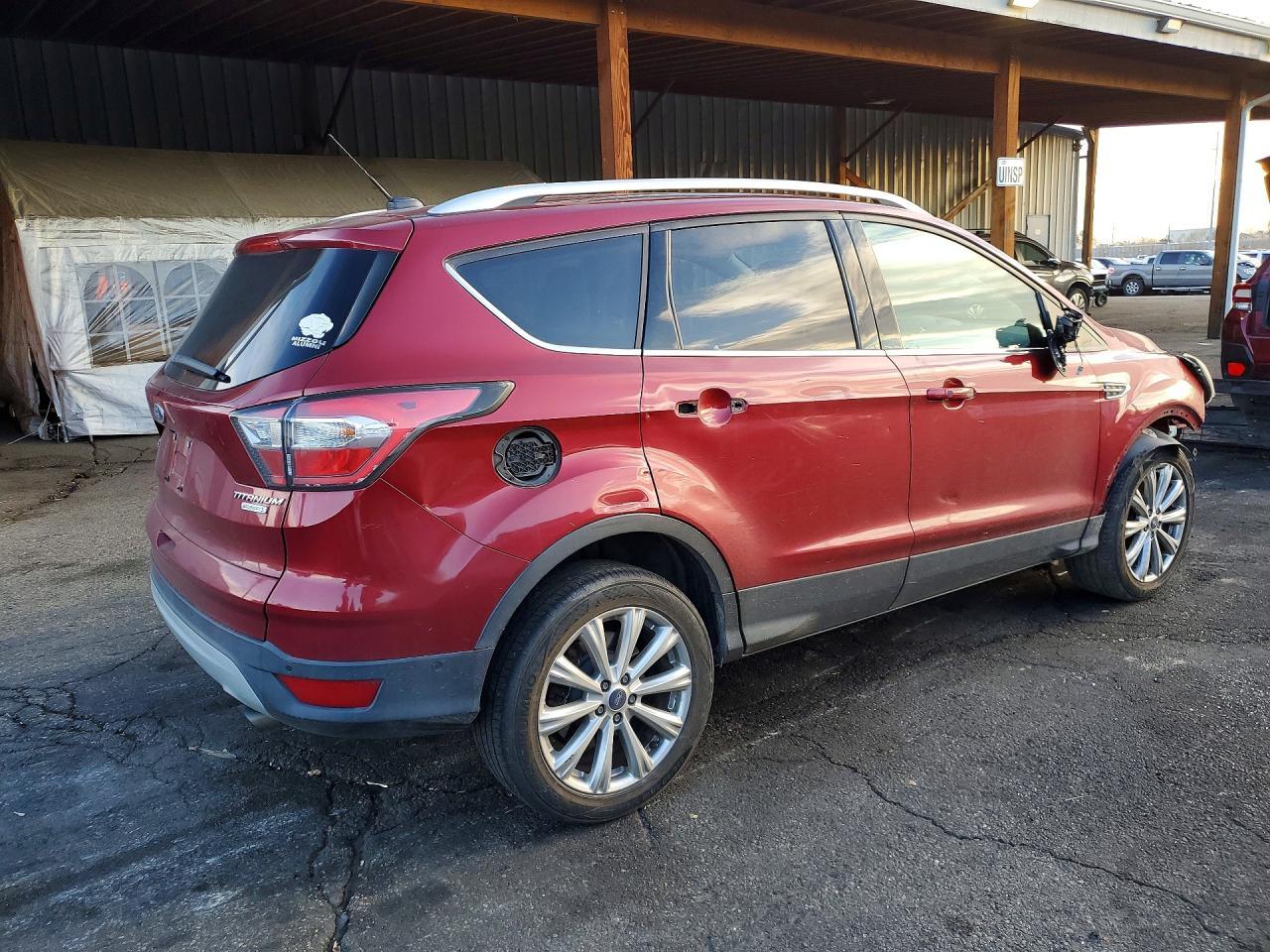 2017 Ford Escape Titanium - Image 3