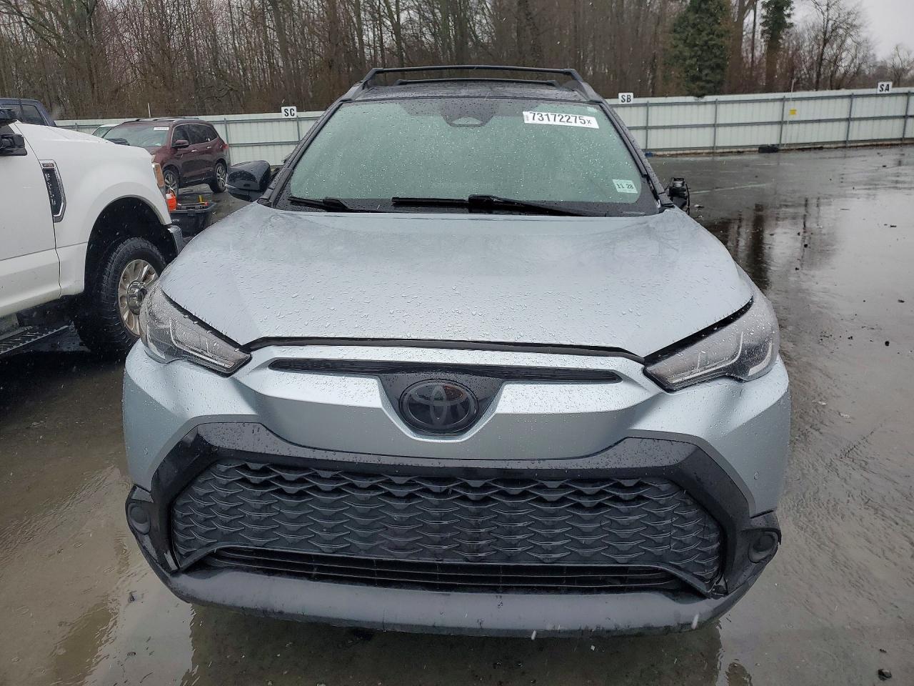 2023 Toyota Corolla Cross Hybrid Se - Image 5