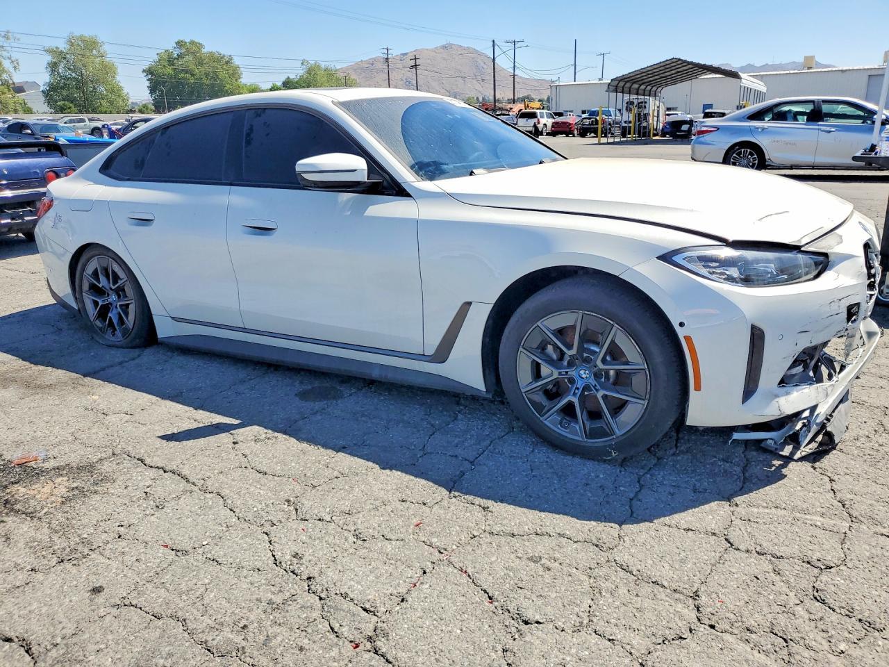 2023 BMW I4 Edrive 35 - Фото 4