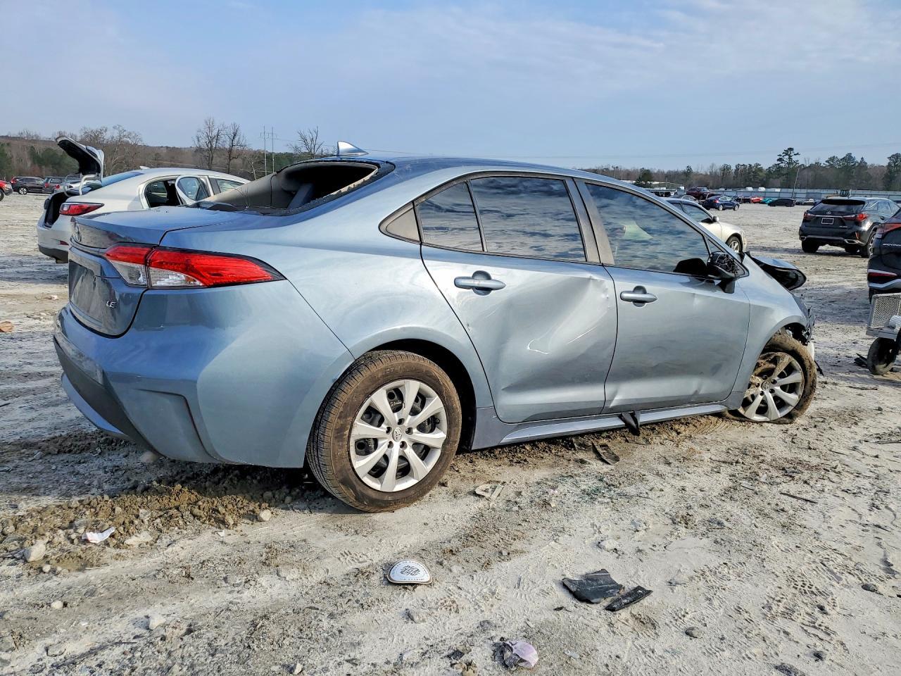 2021 Toyota Corolla Le - Фото 3
