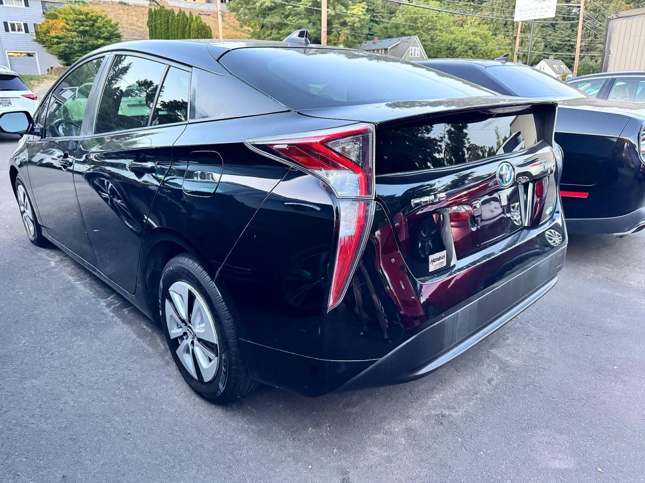 2016 Toyota Prius Two Eco - Image 3