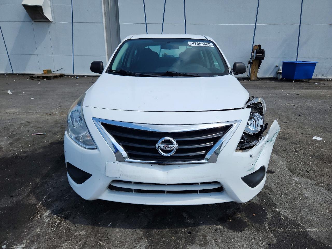 2015 Nissan Versa 1.6 S - Фото 5