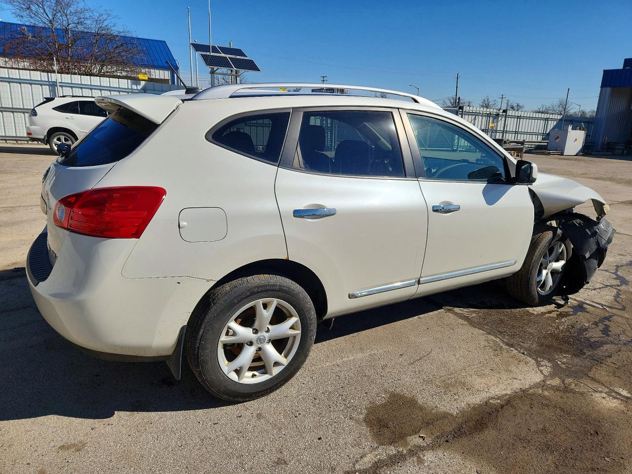 2011 Nissan Rogue S - Фото 3