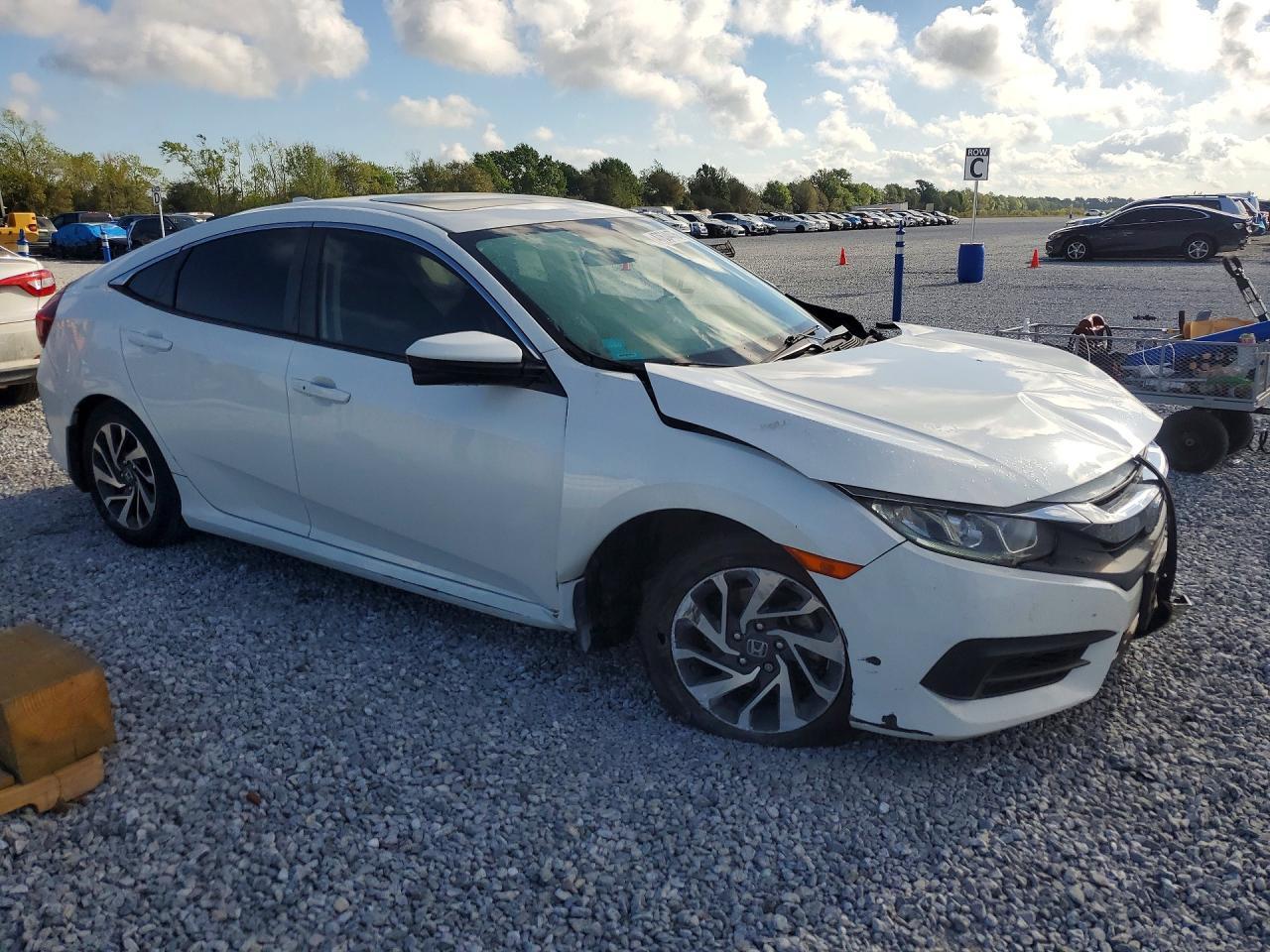 2017 Honda Civic Ex - Фото 4