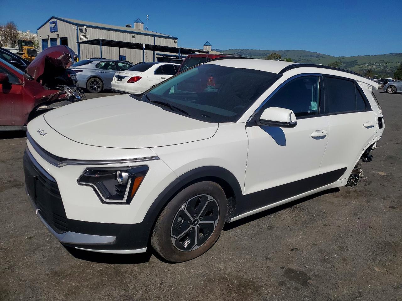 2025 Kia Niro Ex