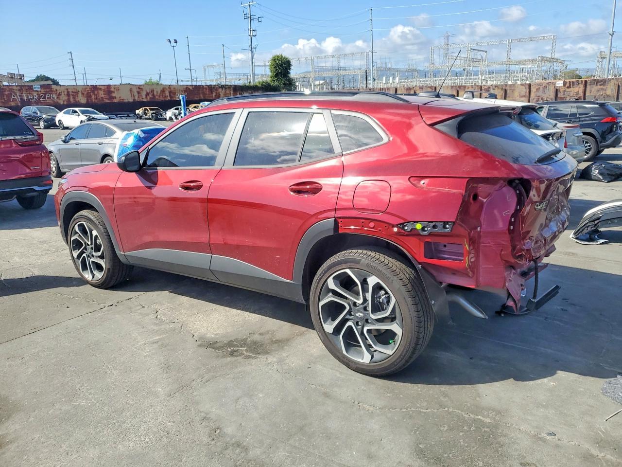 2025 Chevrolet Trax 2Rs - Image 2