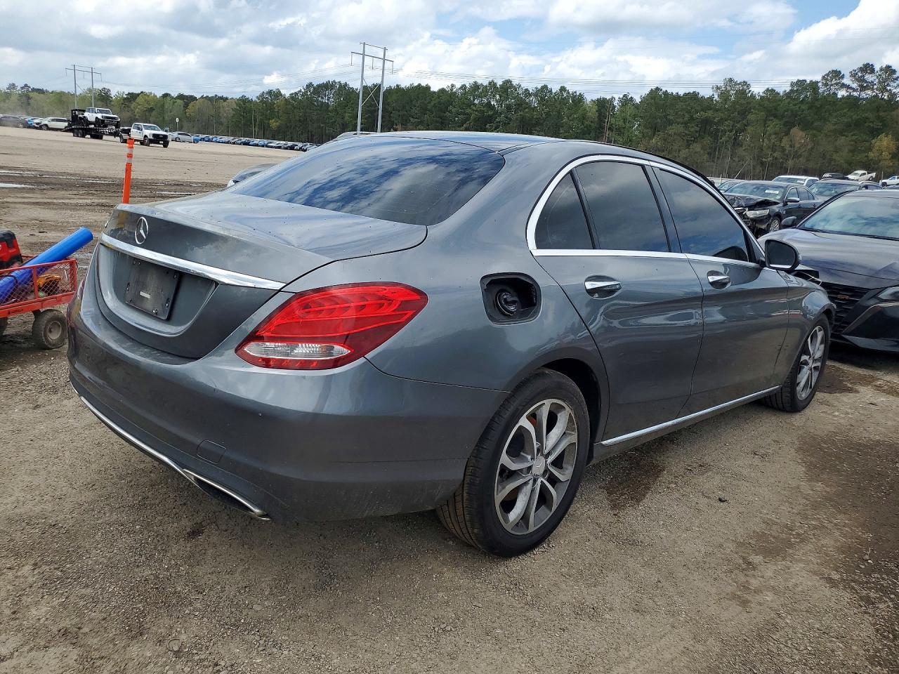2017 Mercedes-Benz C 300 - Image 5